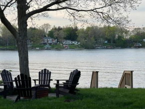 Lakefront Home (newly renovated) in Belleville MI